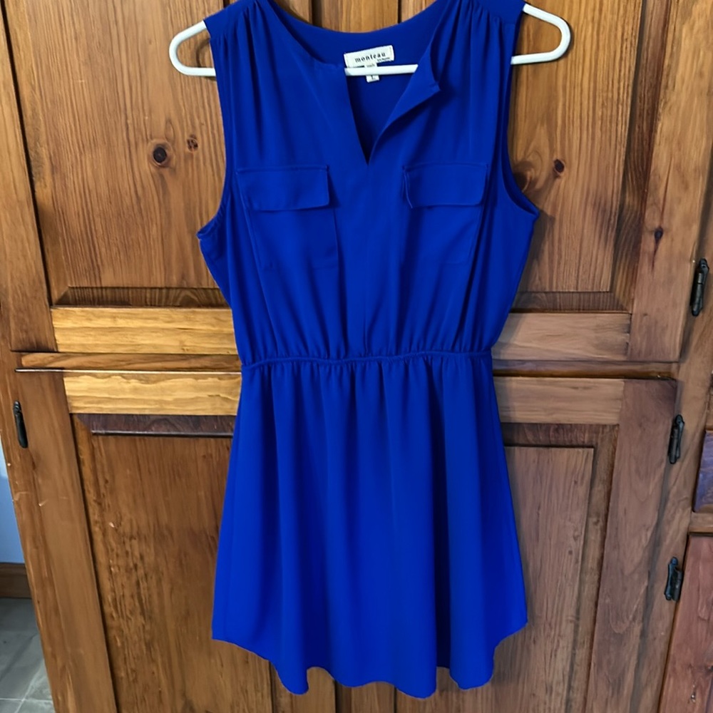 Large Monteau formal dress in good condition